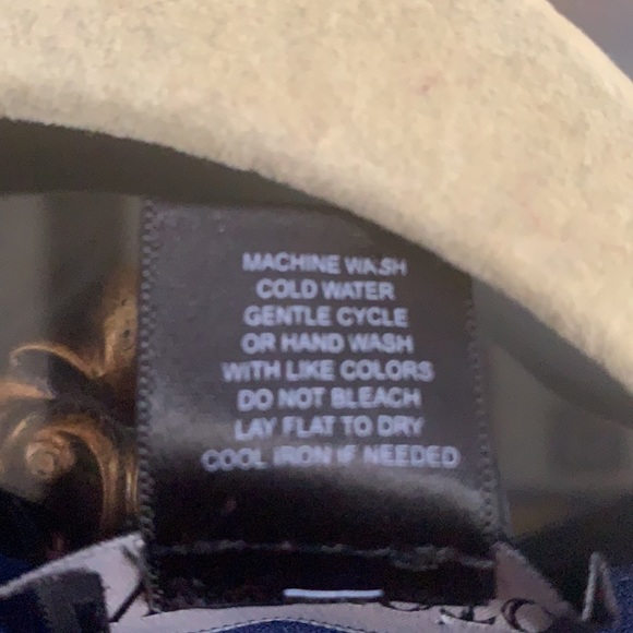 Nikimoto Navy Blue Top with Details Sz. Large - Picture 6 of 6